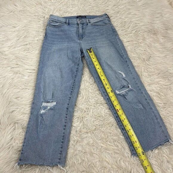 Calvin Klein High Rise Vintage Straight Women’s Distressed Light Wash Denim Jean - Picture 6 of 10